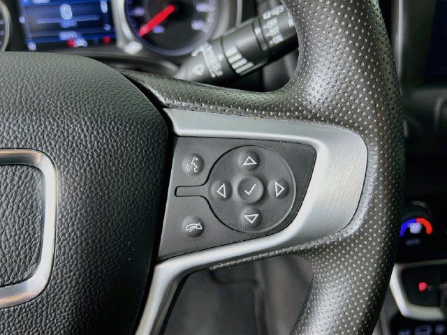 Used 2023 GMC Terrain SLE w/ Driver Convenience Package FWD image 33