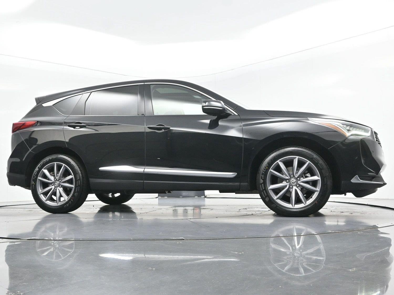 Used 2023 Acura RDX w/ Technology Package AWD/4WD image 42