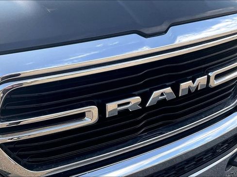 Used 2020 RAM 1500 Big Horn AWD/4WD image 30