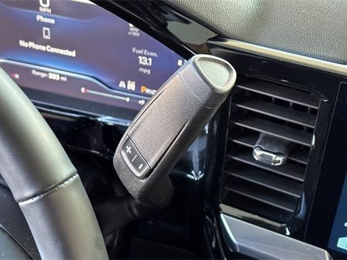 Used 2025 Chevrolet Silverado 1500 LT image 21