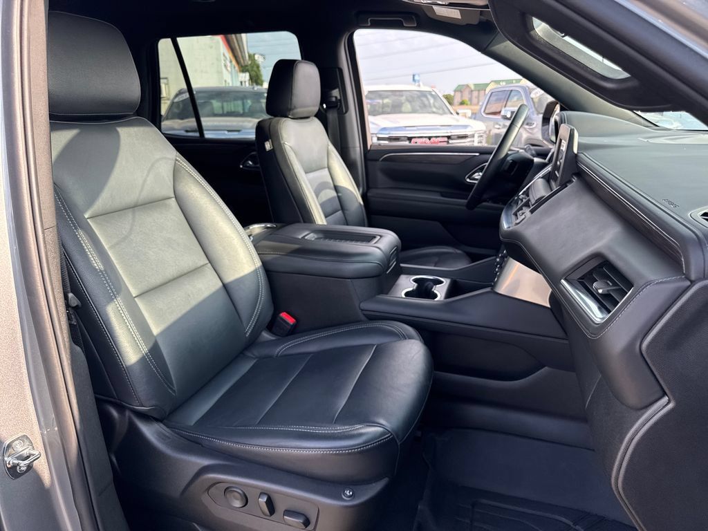 Used 2024 Chevrolet Tahoe LS w/ Driver Alert Package AWD/4WD image 10