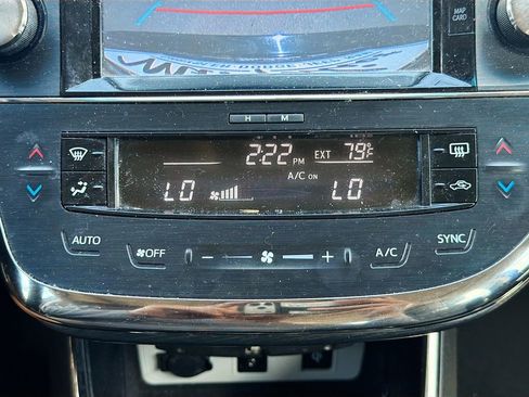 Used 2016 Toyota Avalon Touring FWD image 34