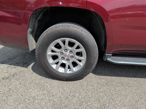 Used 2019 GMC Yukon SLT AWD/4WD image 16