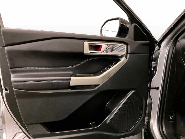 Certified 2023 Ford Explorer Limited AWD/4WD image 22