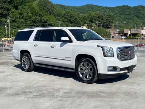 Used 2016 GMC Yukon XL Denali w/ Open Road Package AWD/4WD image 1