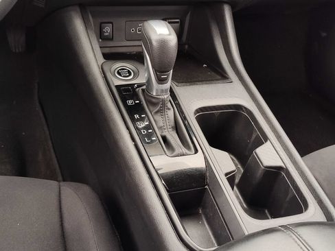 Used 2025 Nissan Sentra S FWD image 27