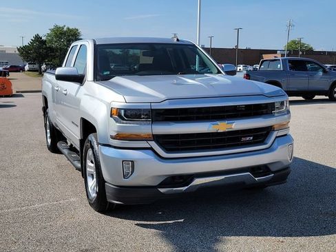 Used 2019 Chevrolet Silverado 1500 LT w/ All Star Edition AWD/4WD image 4