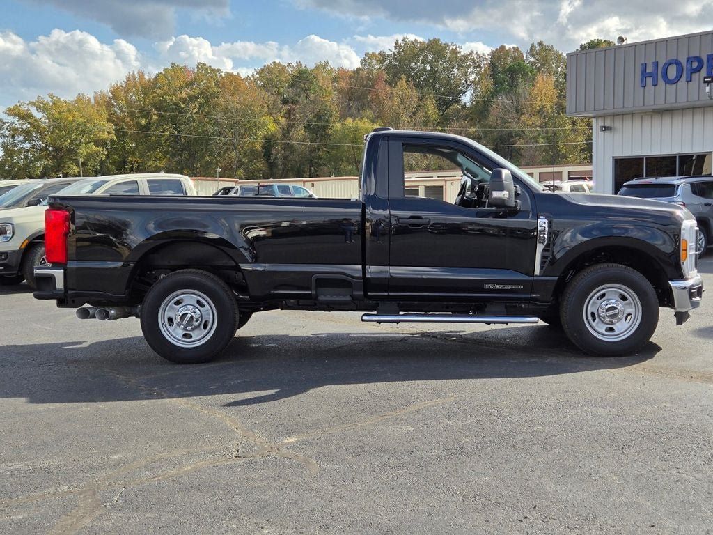 New 2025 Ford F350 XL w/ XL Chrome Package RWD image 4