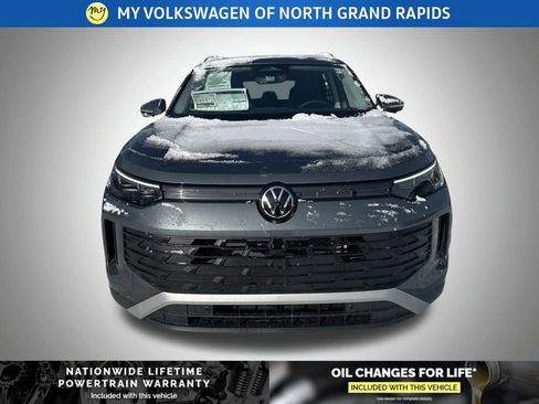 New 2026 Volkswagen Tiguan SE image 8