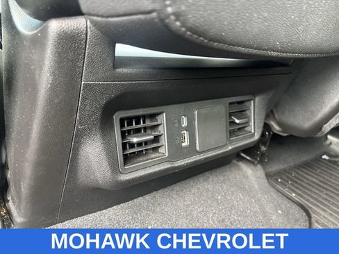 Used 2025 Chevrolet Silverado 2500 Custom w/ Custom Value Package AWD/4WD image 21
