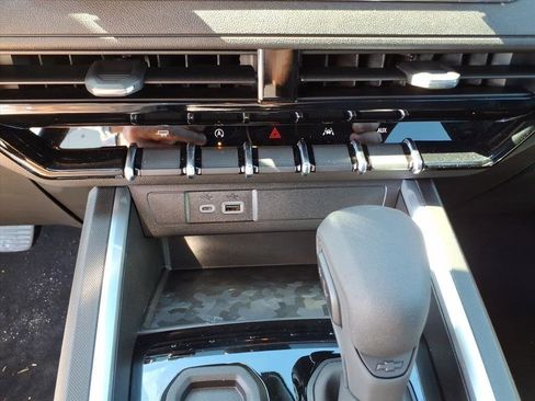 New 2026 Chevrolet Colorado W/T w/ WT Convenience Package II image 19