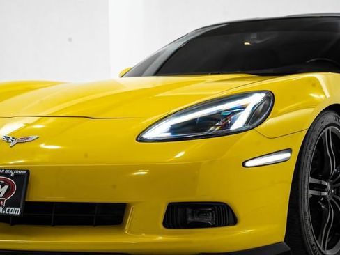 Used 2013 Chevrolet Corvette Coupe w/ 3LT Preferred Equipment Group image 15