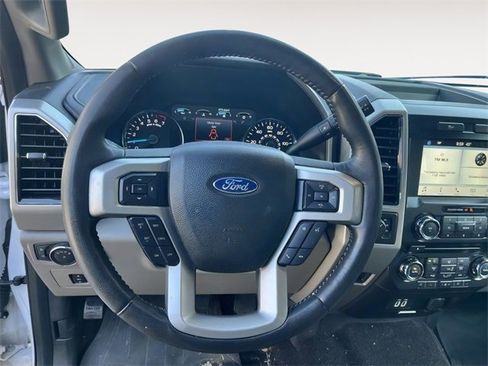 Used 2017 Ford F150 Lariat image 14