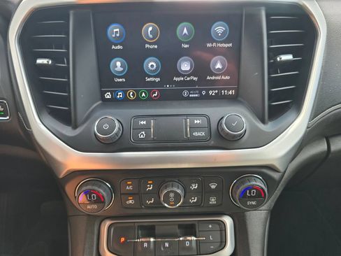 Used 2023 GMC Acadia SLT w/ Preferred Package AWD/4WD image 18