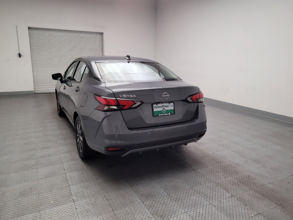 Used 2025 Nissan Versa SV FWD image 6