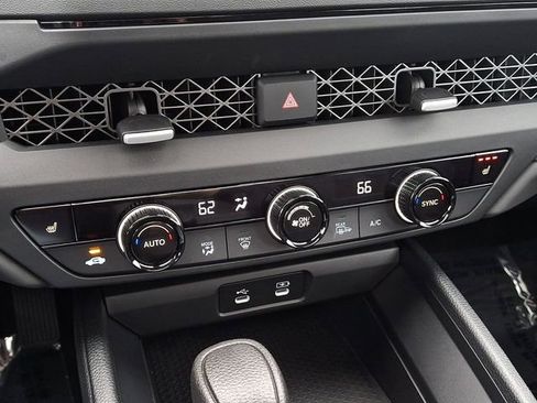 Certified 2025 Honda Accord SE image 16