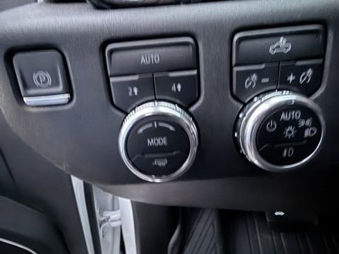 Certified 2024 GMC Sierra 1500 Elevation image 32