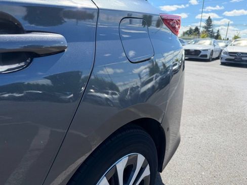 Used 2020 Toyota Prius Prime Limited FWD image 6