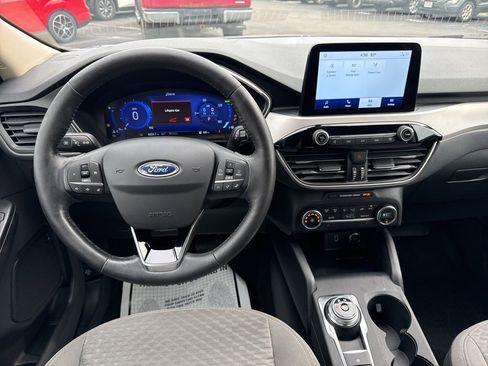 Used 2020 Ford Escape SE Sport image 7
