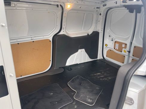Used 2020 Ford Transit Connect XLT image 14