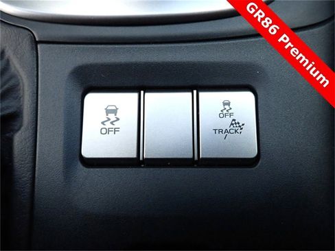 New 2025 Toyota GR86 Premium image 27