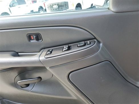 Used 2007 Chevrolet Silverado 1500 LT w/ Extended Cab Value Package image 20