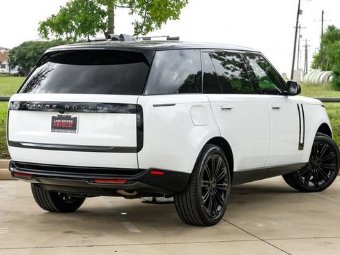 New 2026 Land Rover Range Rover Long Wheelbase SE AWD/4WD image 10