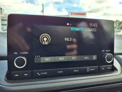 Used 2023 Honda Accord EX image 7