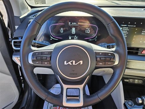 Used 2024 Kia Sportage EX image 25