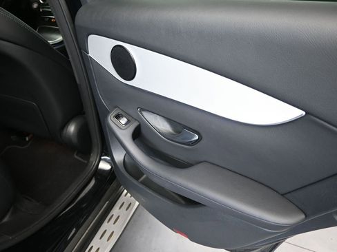 Used 2021 Mercedes-Benz GLC 300 image 20