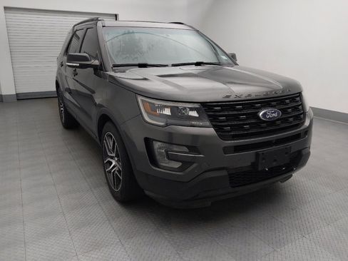 Used 2017 Ford Explorer Sport w/ Equipment Group 401A AWD/4WD image 14