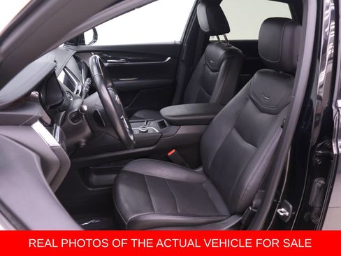 Used 2021 Cadillac XT5 Premium Luxury w/ LPO, Floor Liner Package FWD image 4