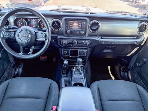Used 2018 Jeep Wrangler Unlimited Sport AWD/4WD image 11