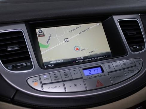 Used 2014 Hyundai Genesis 3.8 w/ Technology Package 03 RWD image 14