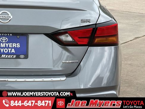 Used 2022 Nissan Altima 2.0 SR image 9