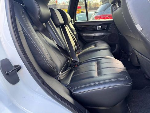 Used 2013 Land Rover Range Rover Sport HSE LUX w/ Luxury Interior Pkg image 39