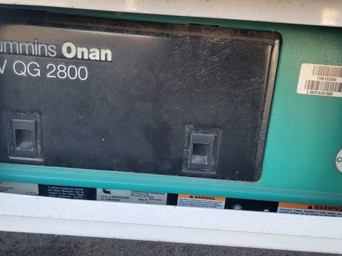 Used 2010 Ford E-350 and Econoline 350 Super Duty image 15