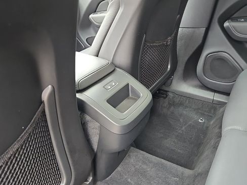 Certified 2022 Volvo XC60 B5 Momentum w/ Climate Package image 8