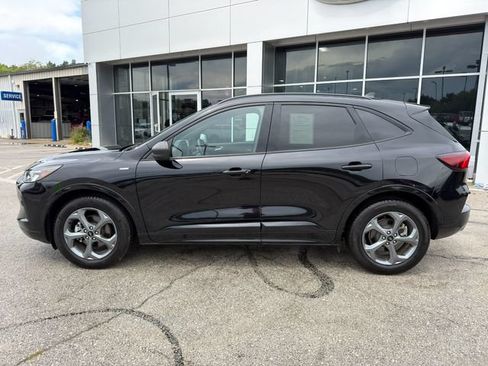 Used 2024 Ford Escape ST-Line w/ Tech Pack #1 FWD image 4