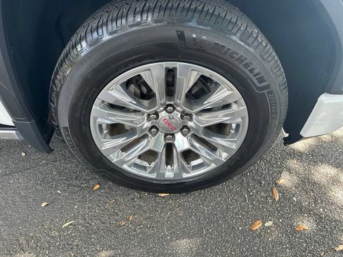 Used 2019 GMC Sierra 1500 Denali w/ Technology Package RWD image 9