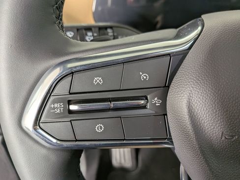 New 2026 Chevrolet Equinox ACTIV w/ Convenience Package III AWD/4WD image 21