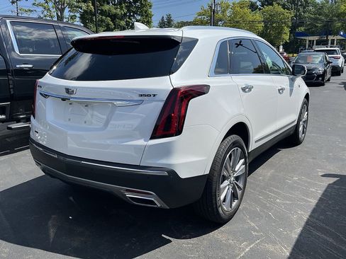 Used 2025 Cadillac XT5 Premium Luxury w/ LPO, Floor Liner Package AWD/4WD image 3