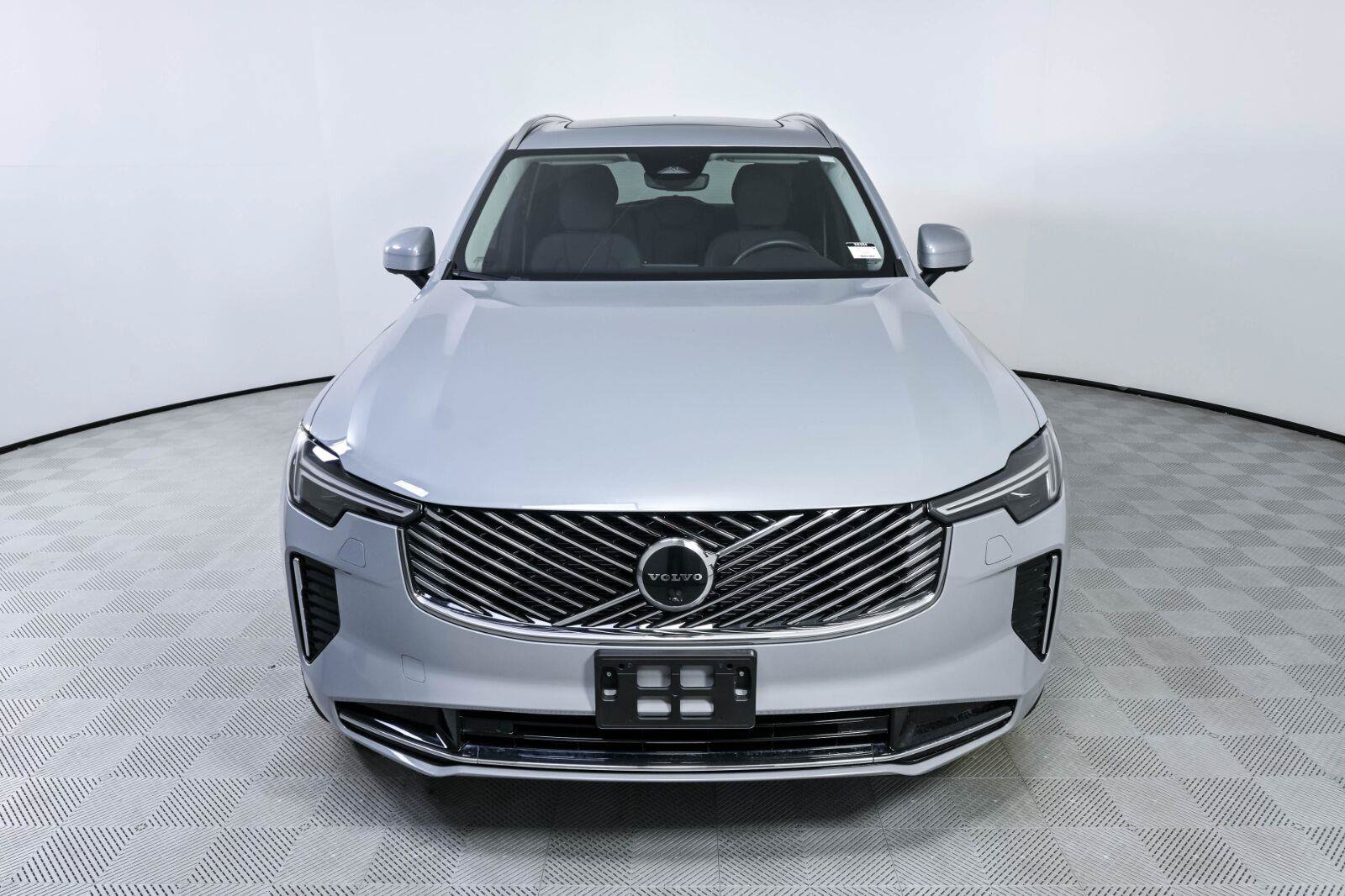 Certified 2026 Volvo XC90 B6 Plus AWD/4WD image 37
