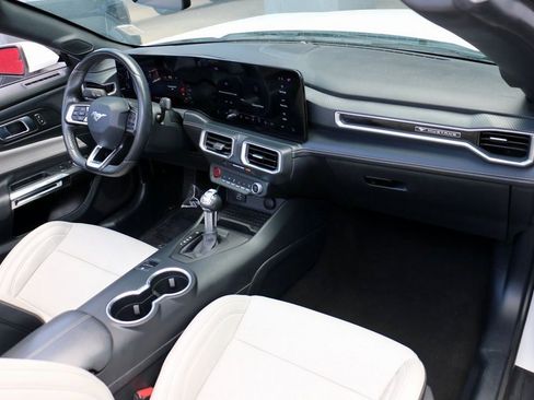 Used 2024 Ford Mustang Premium image 25