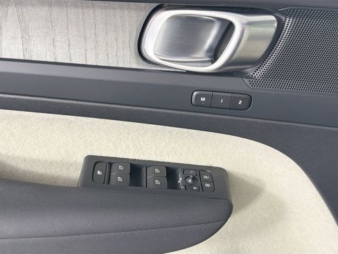 Certified 2023 Volvo XC40 B5 Plus w/ Driver Assist Package image 18