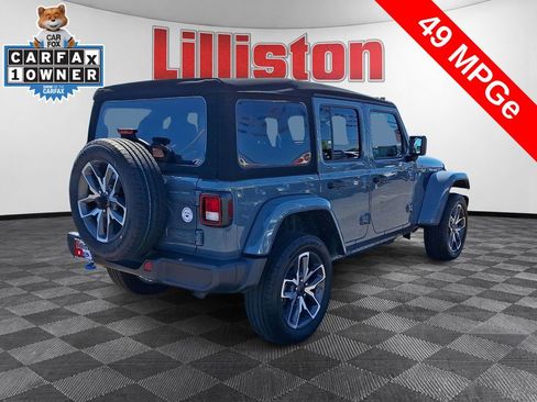 Used 2024 Jeep Wrangler Unlimited AWD/4WD image 5