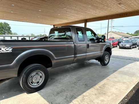 Used 2012 Ford F250 XL w/ PWR Equipment Group image 11