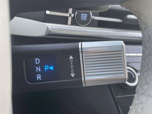 Used 2025 Hyundai Santa Fe SE image 26