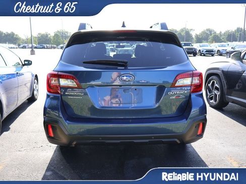 Used 2019 Subaru Outback 2.5i Limited AWD/4WD image 18