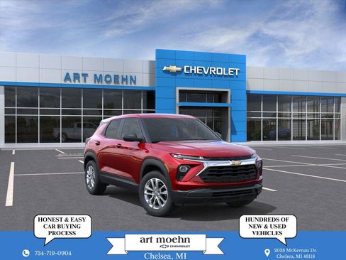 New 2026 Chevrolet TrailBlazer LS w/ LS Convenience Package AWD/4WD image 1